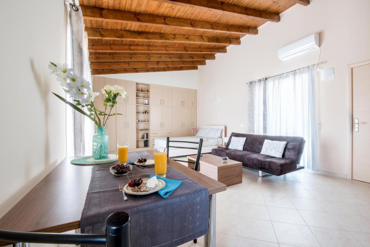 Top Floor Modern Studio In Central Koropi Apartment Ngoại thất bức ảnh